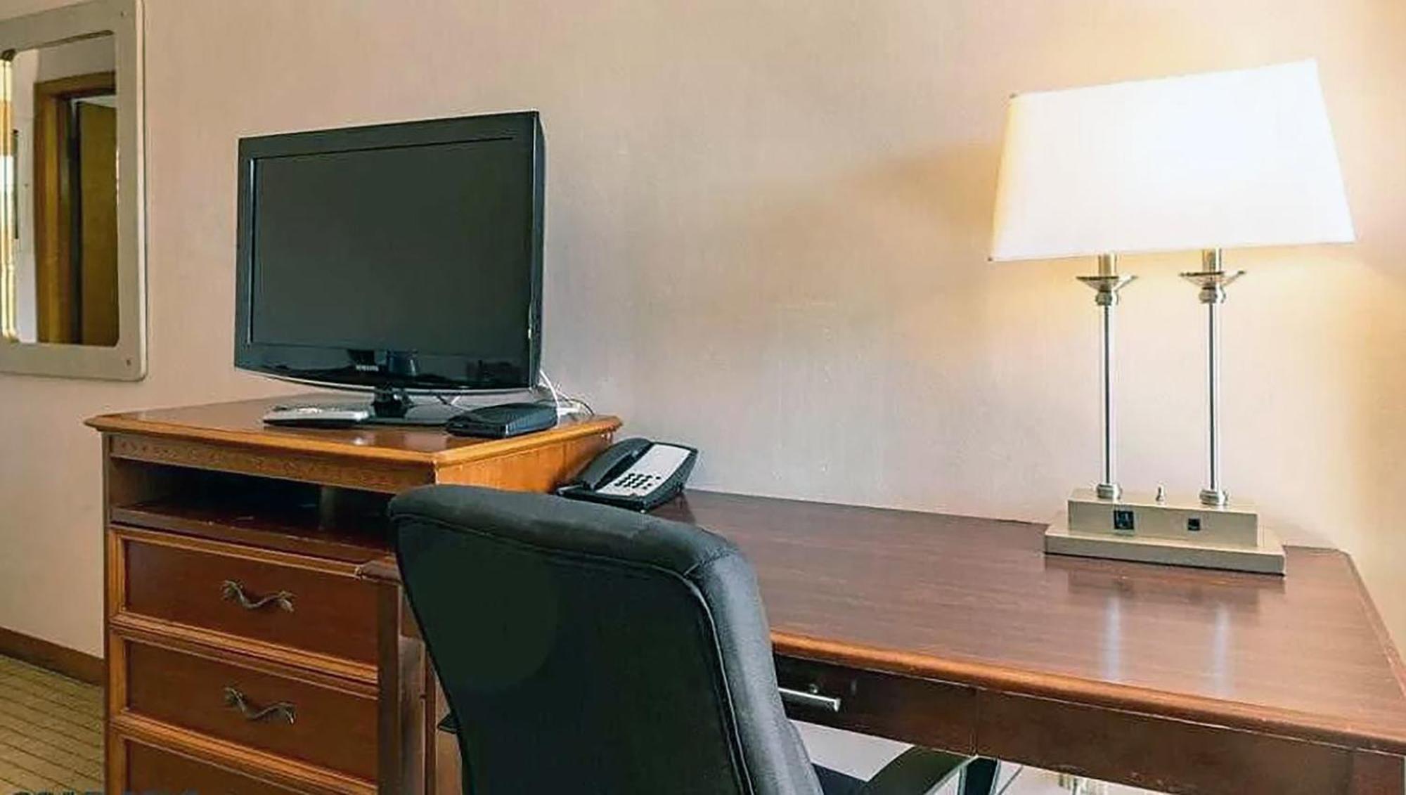 Best Travel Philipsburg Motel 3*